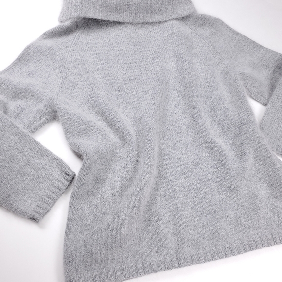 Rafaella Gray Angora Women's Cowl Neck Sweater Size Small - Picture 3 of 11